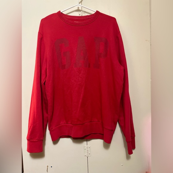 Men’s Red Gap sweatshirt - Picture 1 of 1